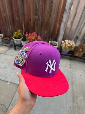 New York Yankees Purple & Red Fitted Hat Size 7